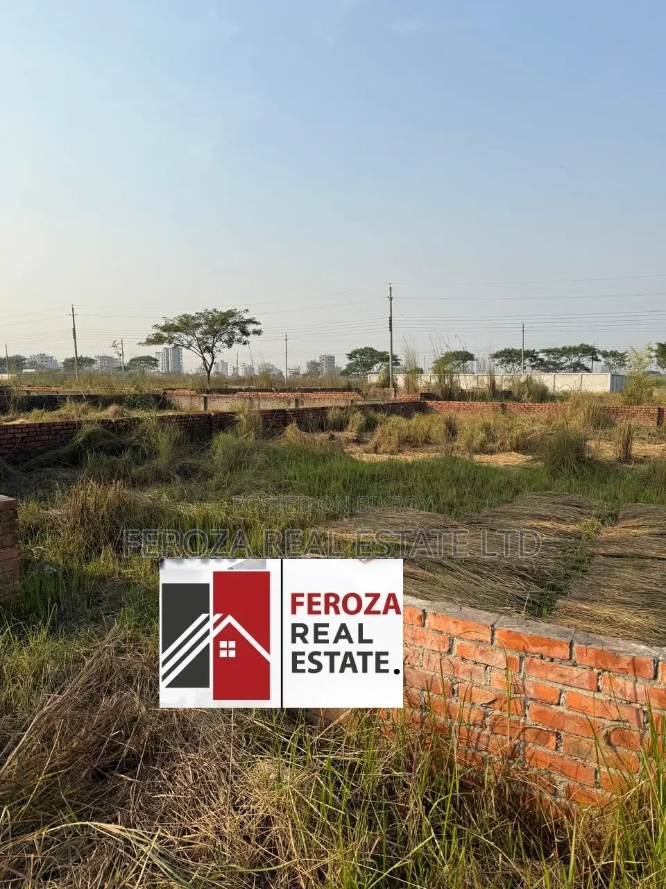 Boundary Wall-Plot Block M, 3 Katha, Urgent Sale in Bashundhara in Basundhara