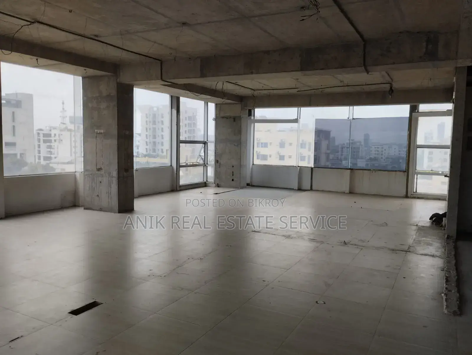 Commercial 3200 SFT Office Space Rent at Banani in Banani