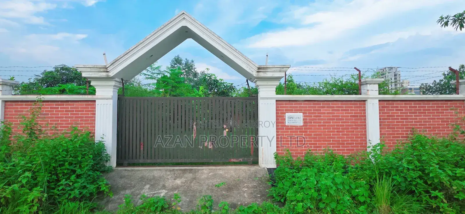 10 Katha plot for sale adjacent to 300 feet, south-facing in RAJUK Purbachal in Purbachal