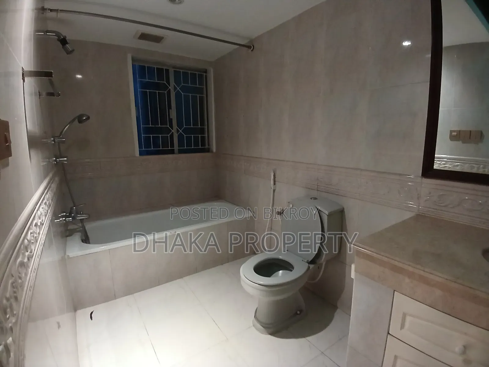 4-Bedroom Apartment in Gulshan for Rent in Gulshan