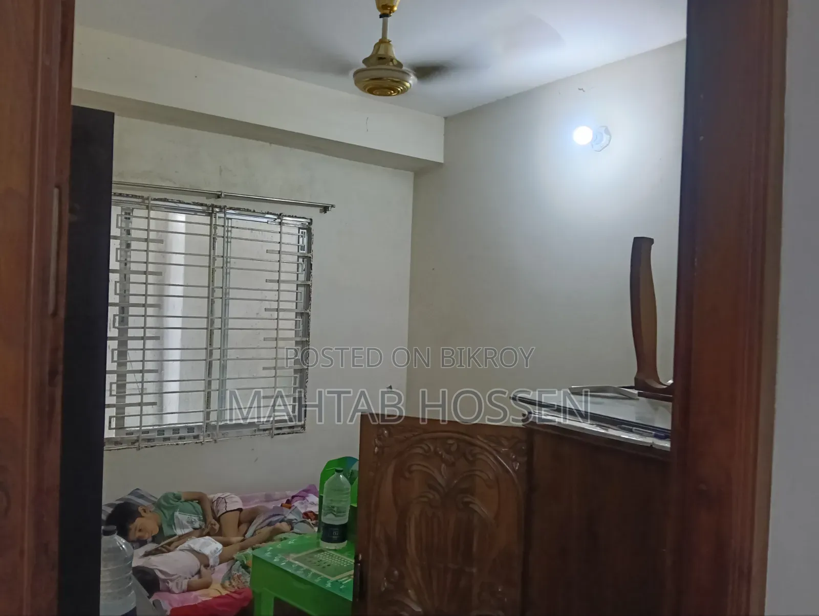 Furnished 3-bedroom Apartment in Dhanmondi for Sale in Dhanmondi