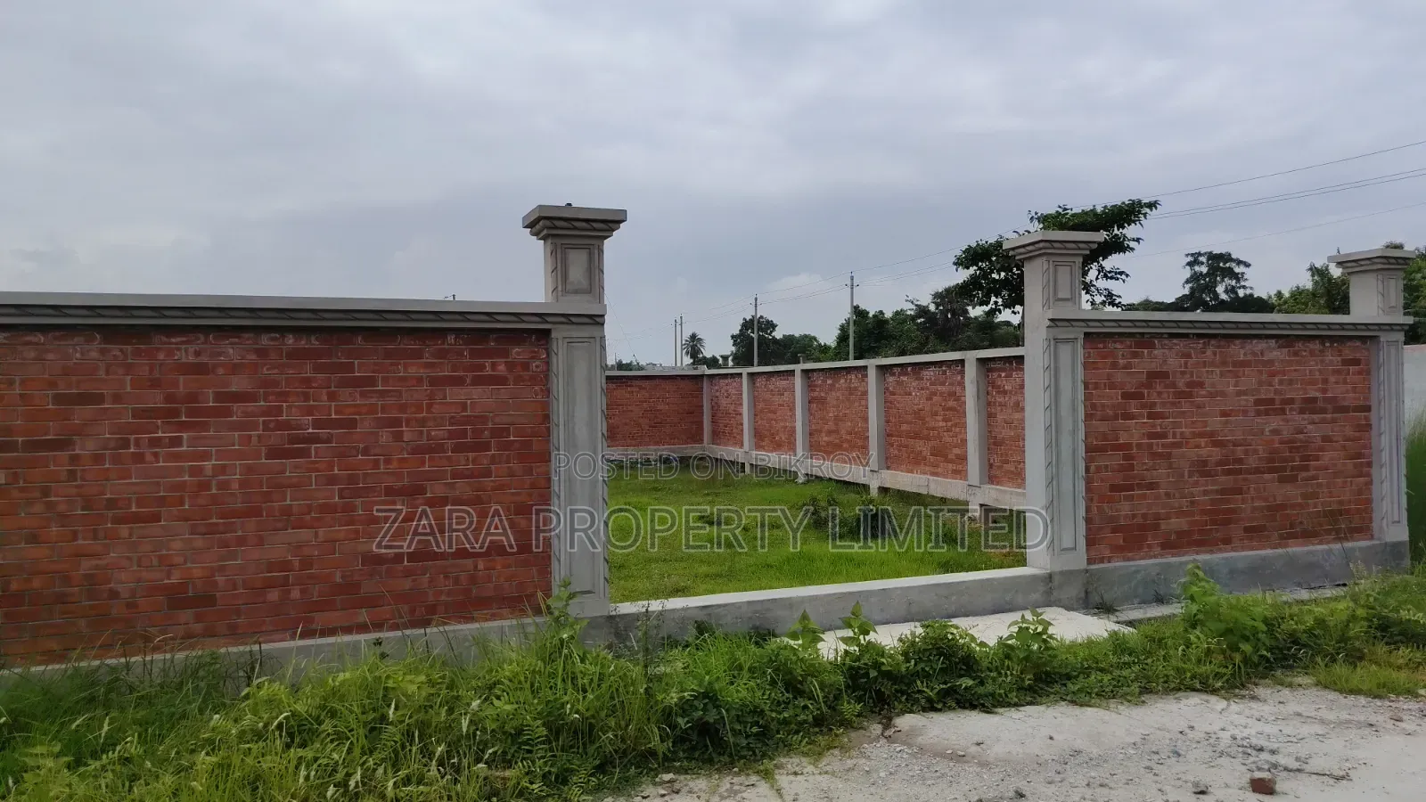 10 Katha plot next to 300 Feet Road, Sector 5. in Purbachal