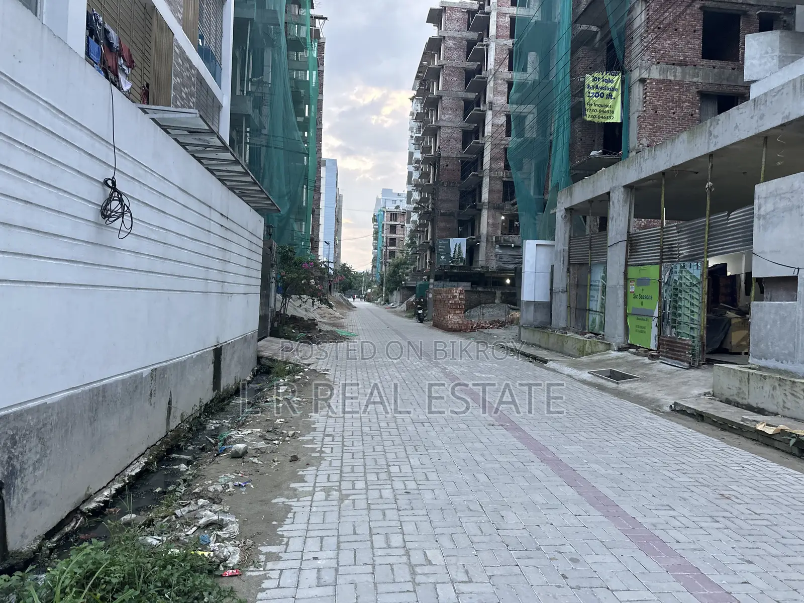 Block-I, 5-Katha, South-Face, Near Paypan School, Bashundhara R/A in Bashundhara City