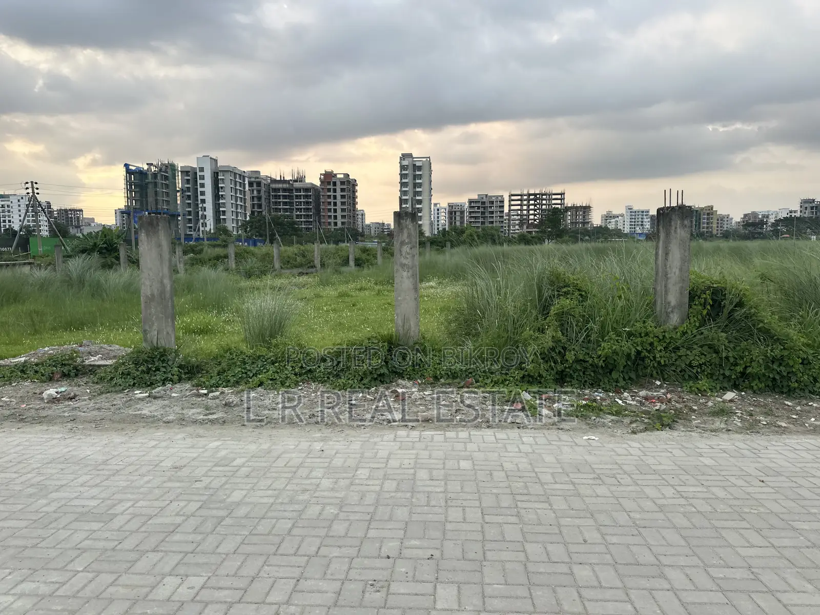 Block-I Extension,(5+5)=10 Katha,Front 40' Road,Bashundhara in Bashundhara City