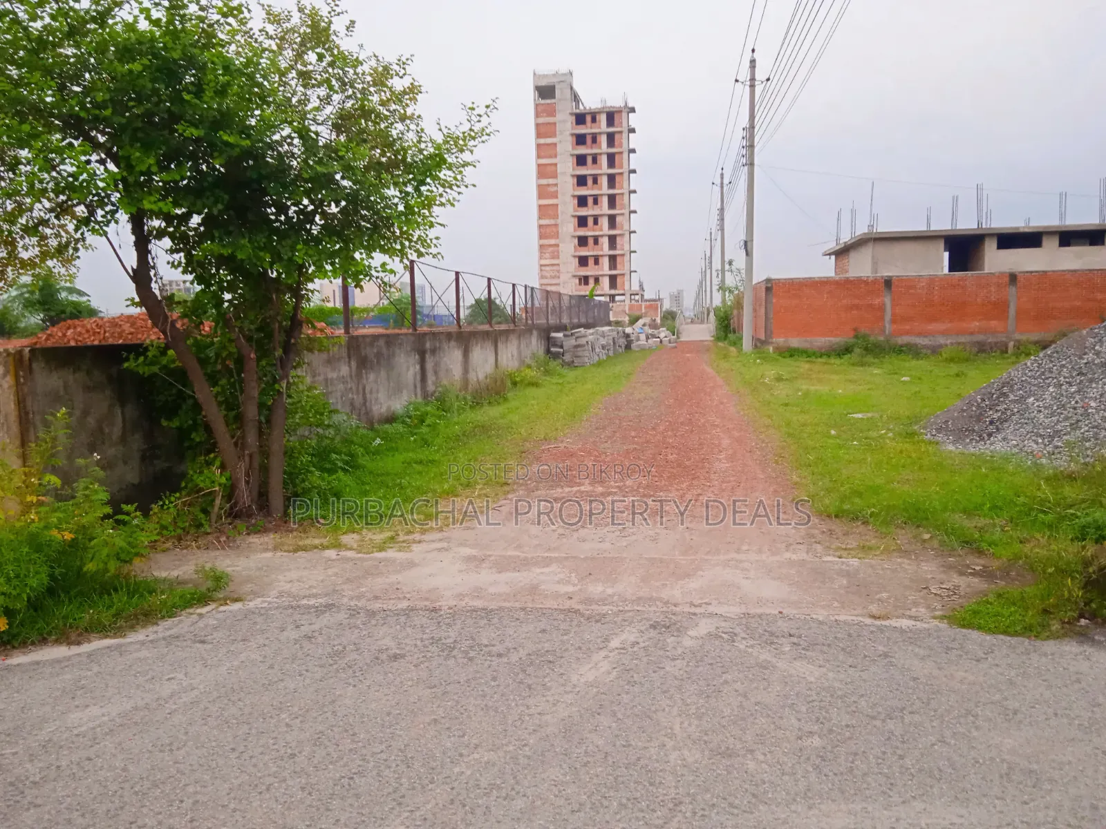 18 Katha Luxury Plot in Bashundhara Block N – Very close to 300-foot road in Basundhara