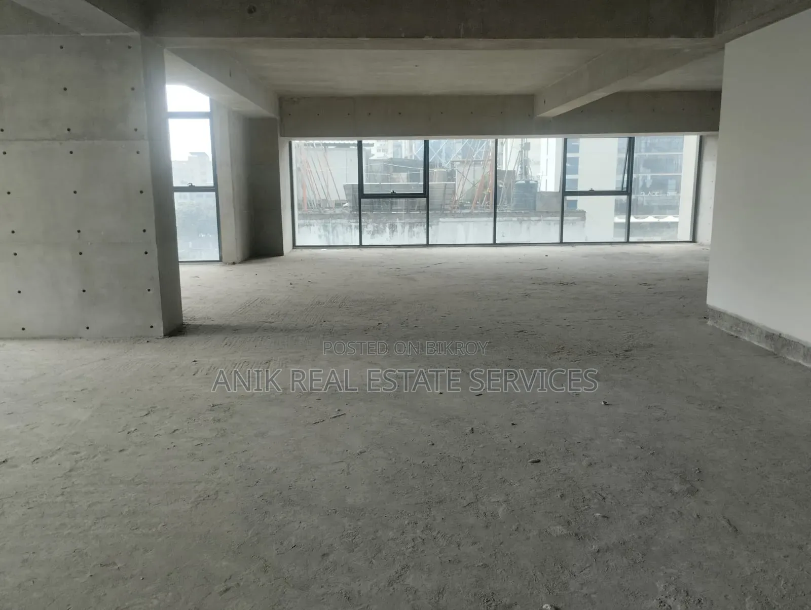 Commercial 5100 SFT Office Space Rent at Gulshan Avenue in Gulshan