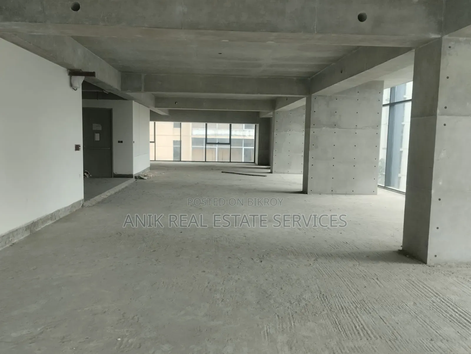 Commercial 5100 SFT Office Space Rent at Gulshan Avenue in Gulshan