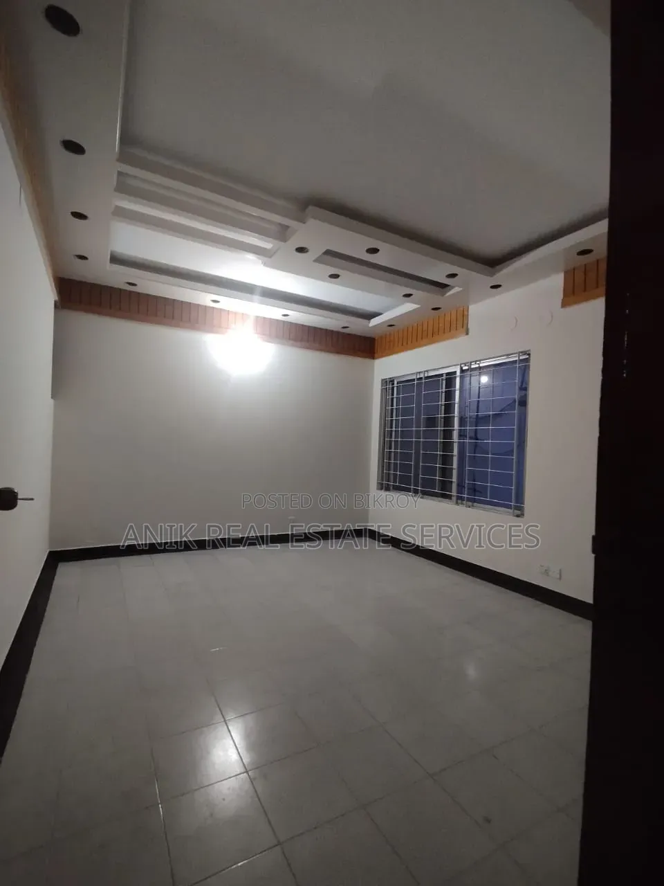 2000 SFT Office Space Rent at Gulshan 2 in Gulshan