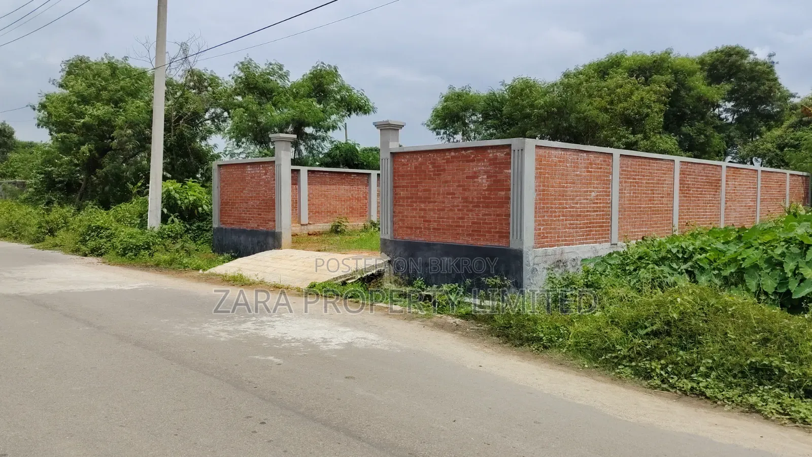 5 Katha plot with 150 road in Sector 10 in Purbachal