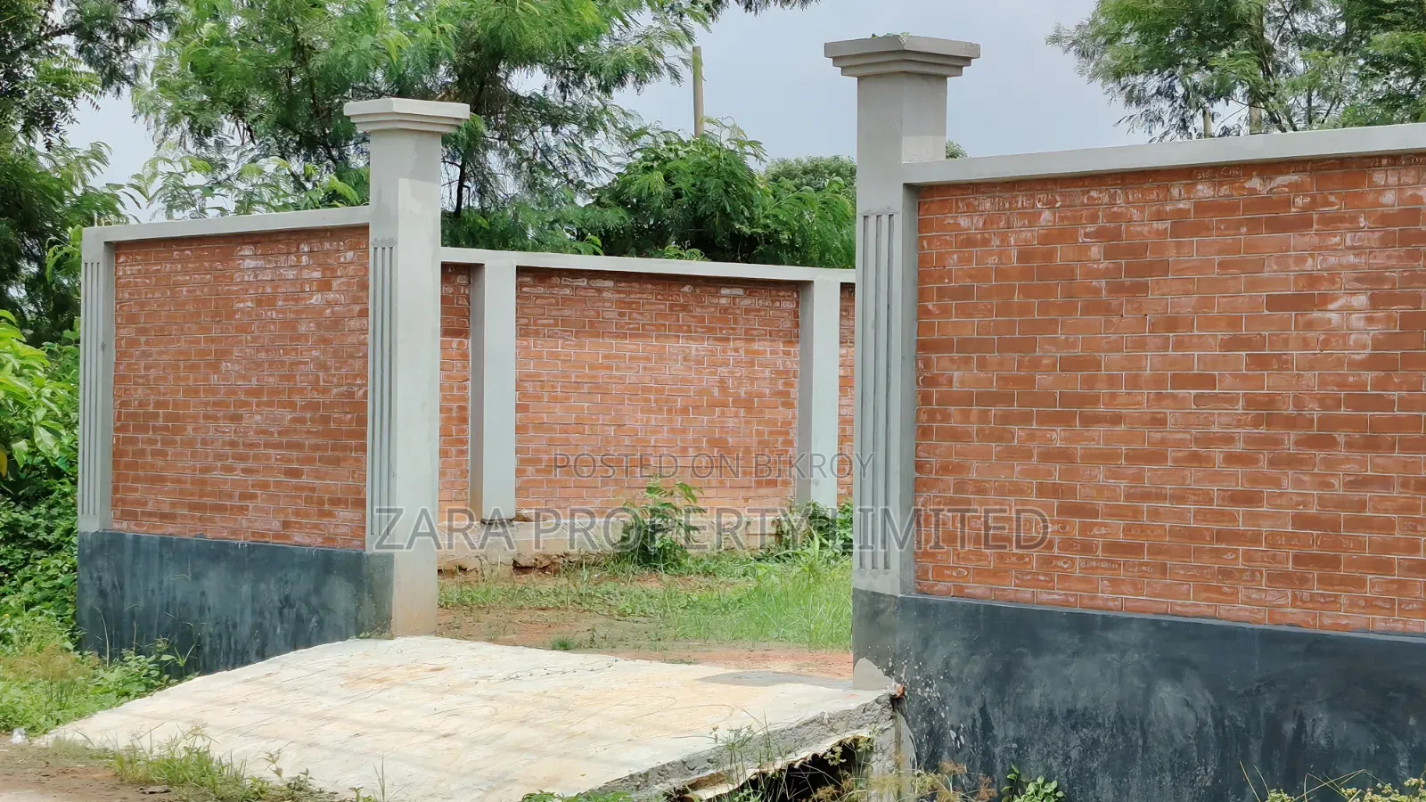 5 Katha plot with 150 road in Sector 10 in Purbachal