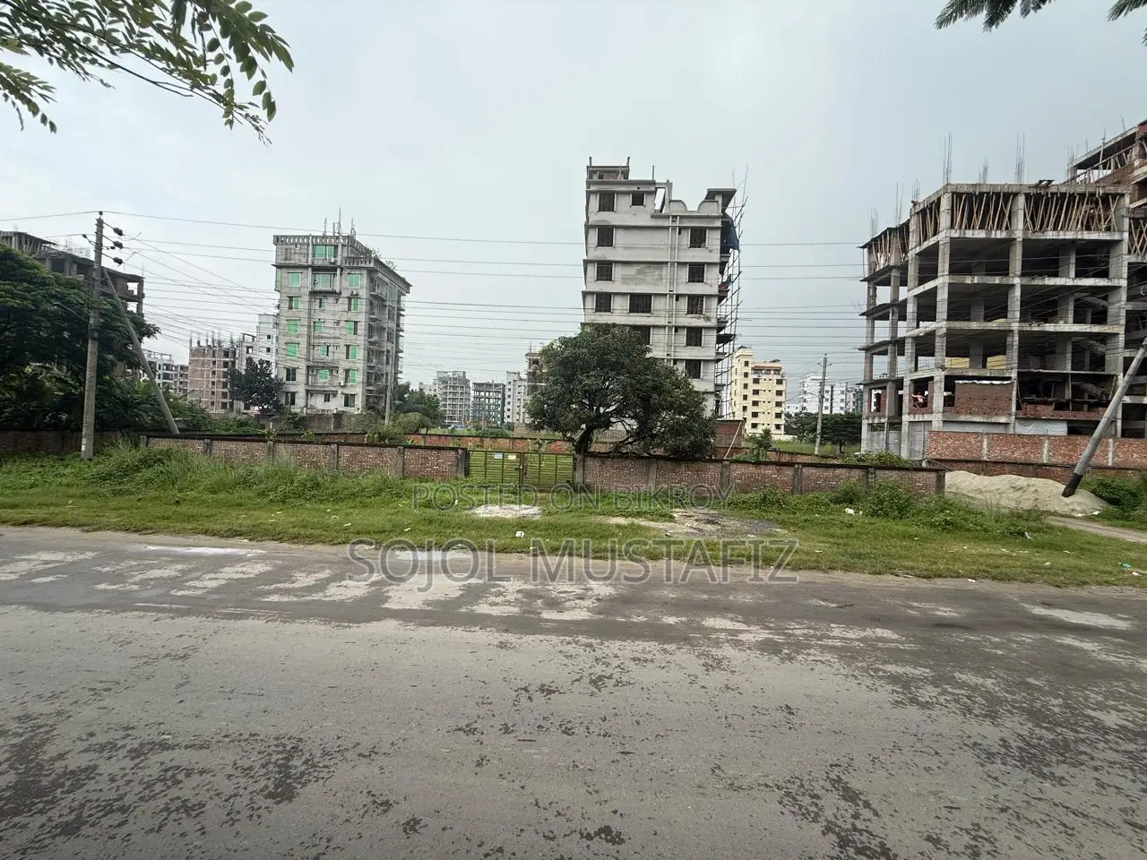 200x25x25 Three Sides Corner, 12 Katha Full Commercial Plot at L Block in Basundhara