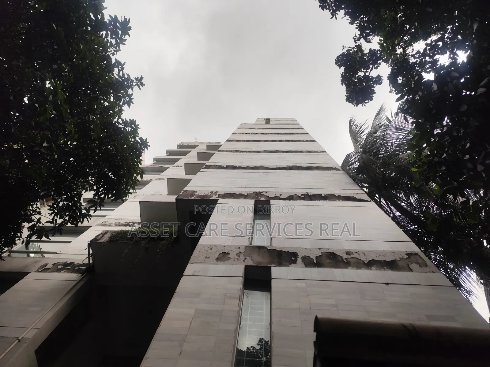 20,000-SQFT Full Building Office Rent in Gulshan-2 in Gulshan
