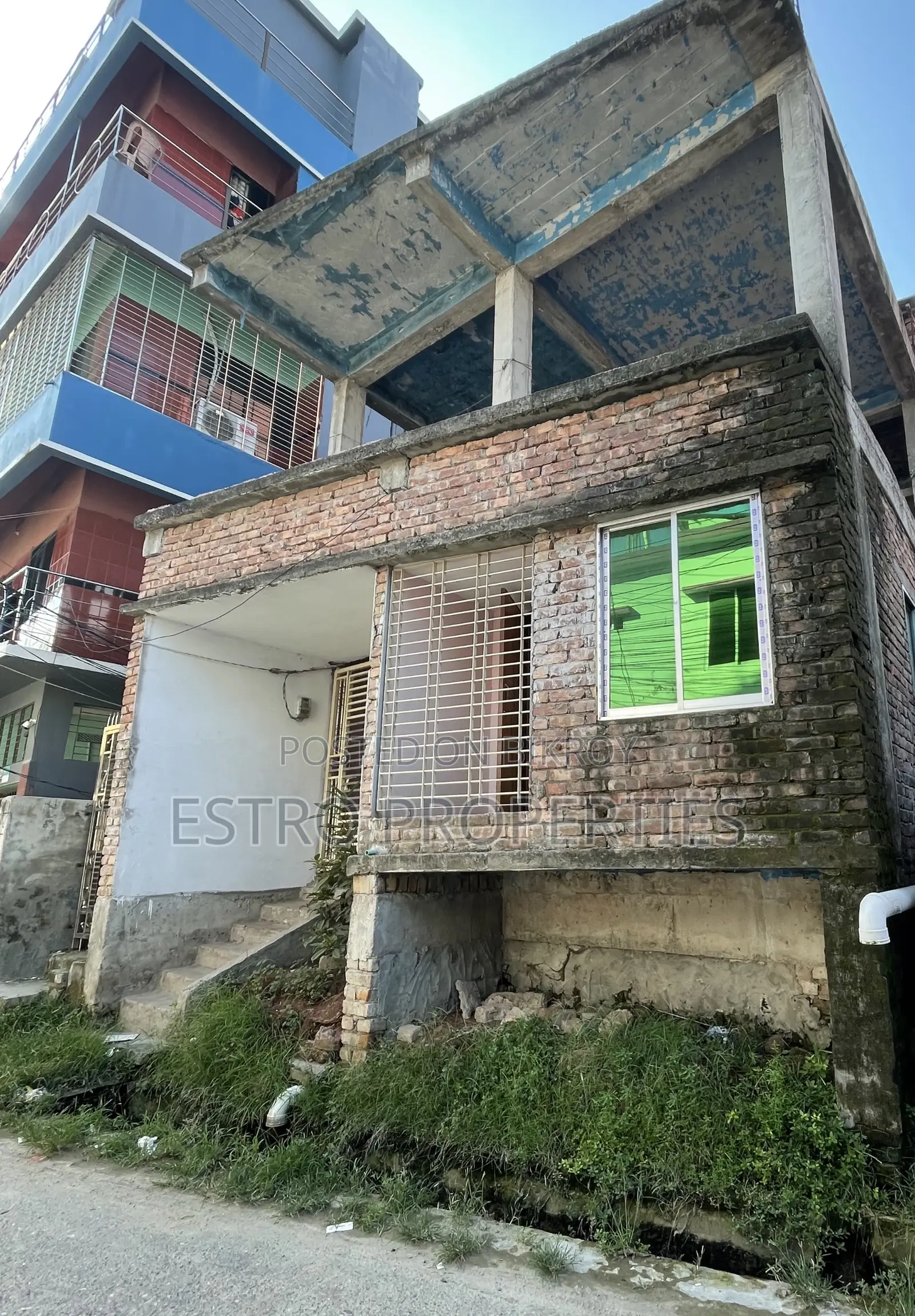 3-bedroom Apartment in Tutpara, Tootpara for Sale in Tootpara