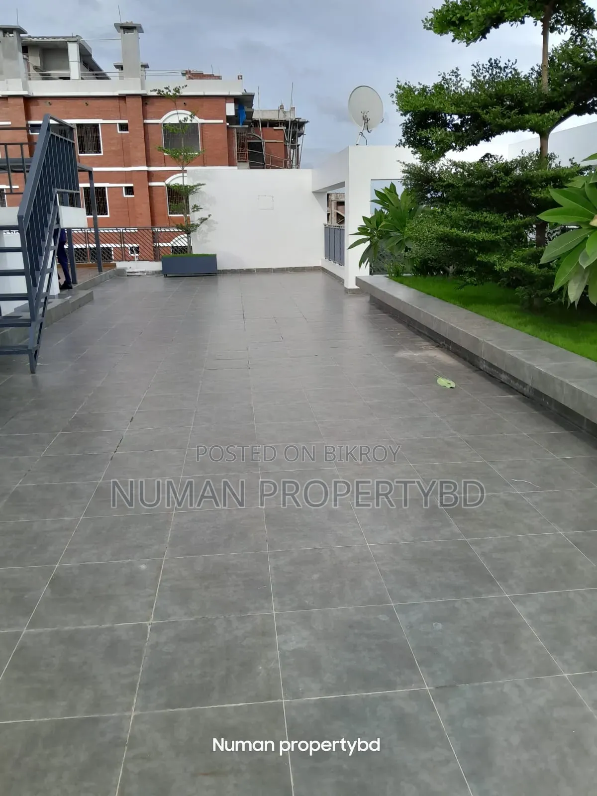 4-Bedroom Apartment in Numan Property Bd, Basundhara for Rent in Basundhara