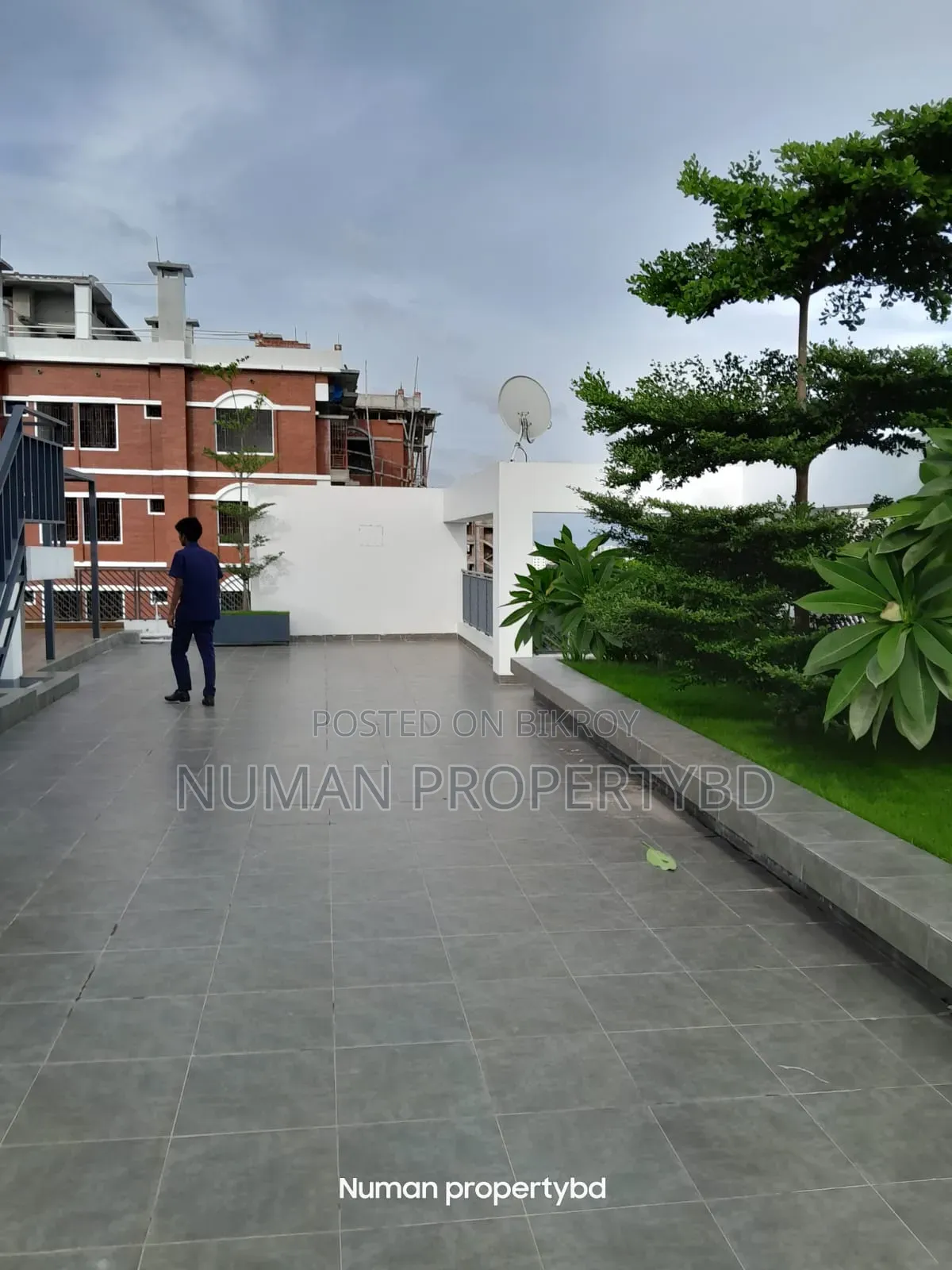 4-Bedroom Apartment in Numan Property Bd, Basundhara for Rent in Basundhara
