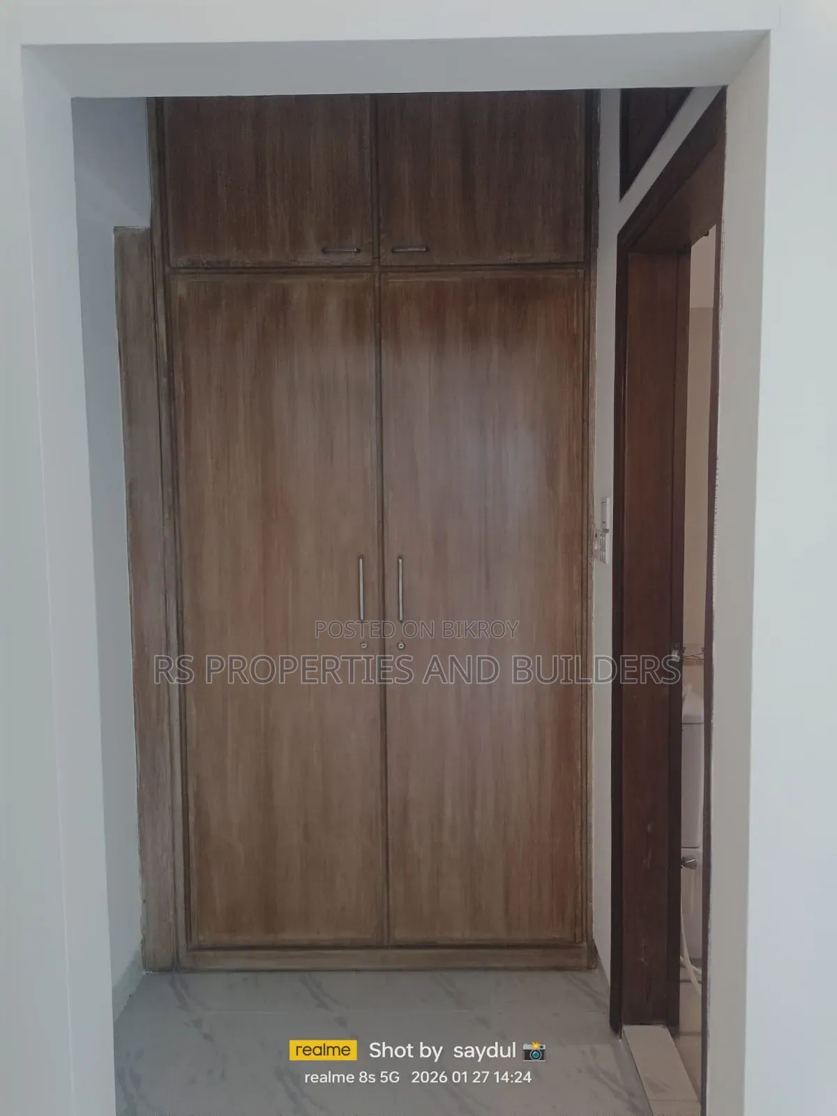 Furnished 3-Bedroom Apartment in Bashundhara R/A, Basundhara for Sale in Basundhara