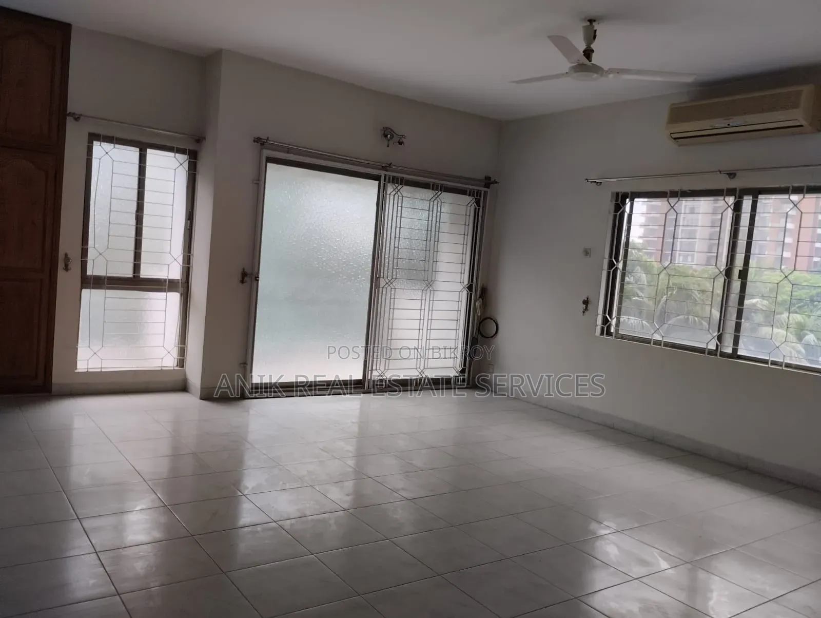 4-Bedroom Apartment in Anik Real Estate, Gulshan for Rent in Gulshan