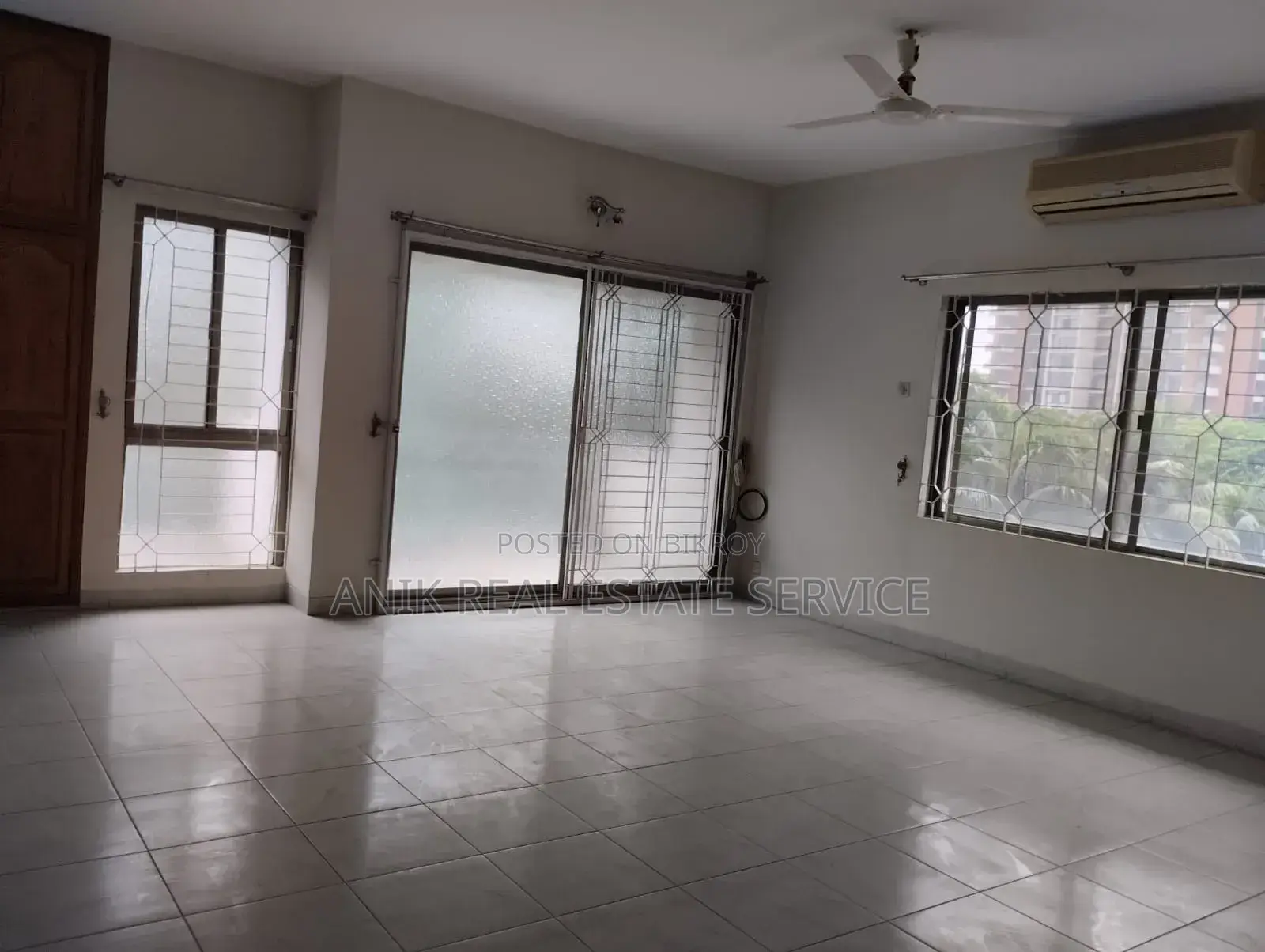 4-Bedroom Apartment in Anik Real Estate, Gulshan for Rent in Gulshan