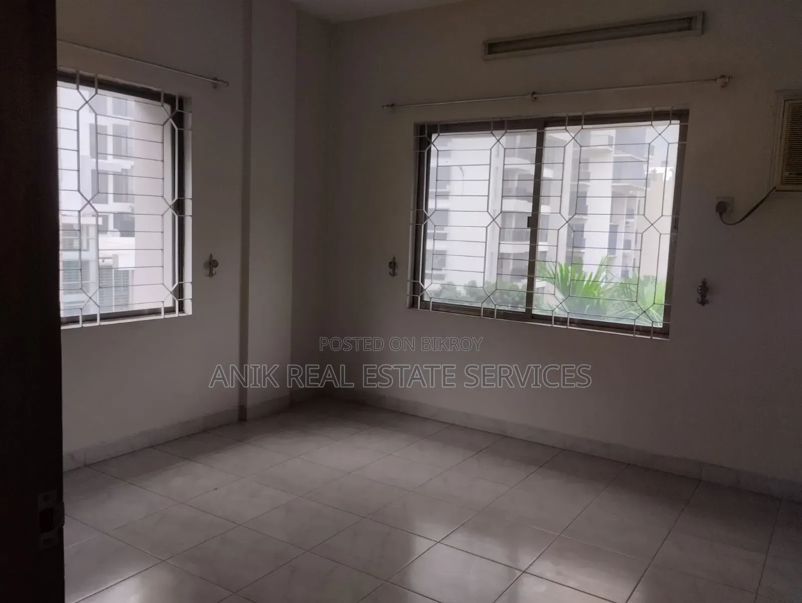 4-Bedroom Apartment in Anik Real Estate, Gulshan for Rent in Gulshan