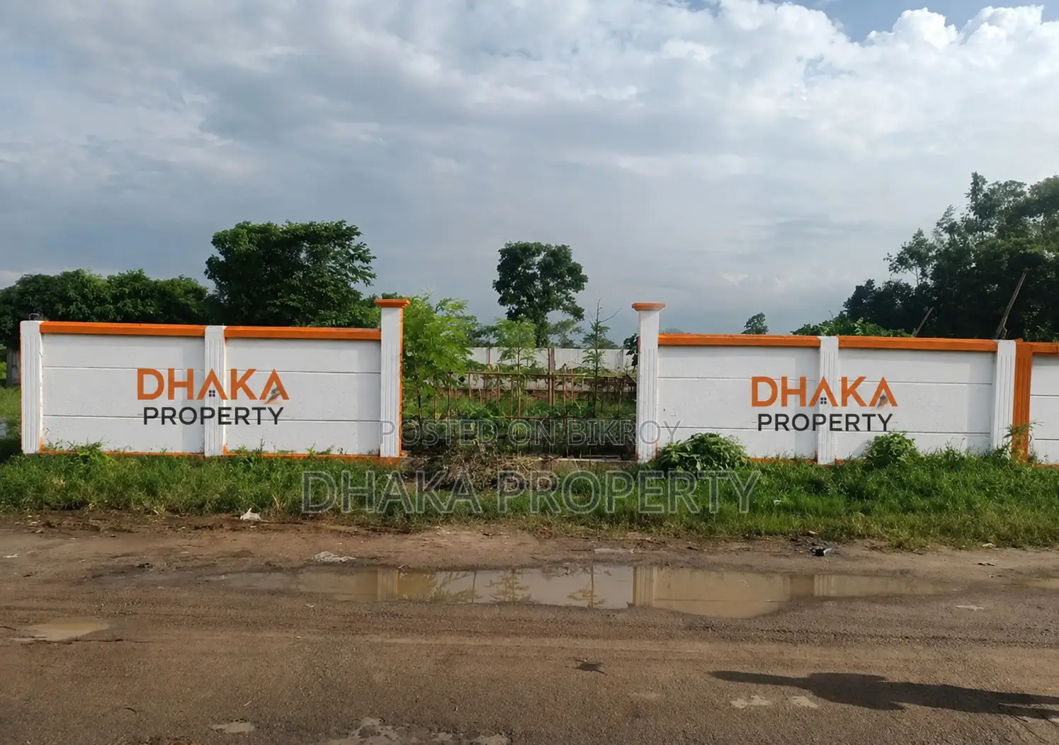 300ft Expressway 3 Katha East at Sector-9 in Purbachal
