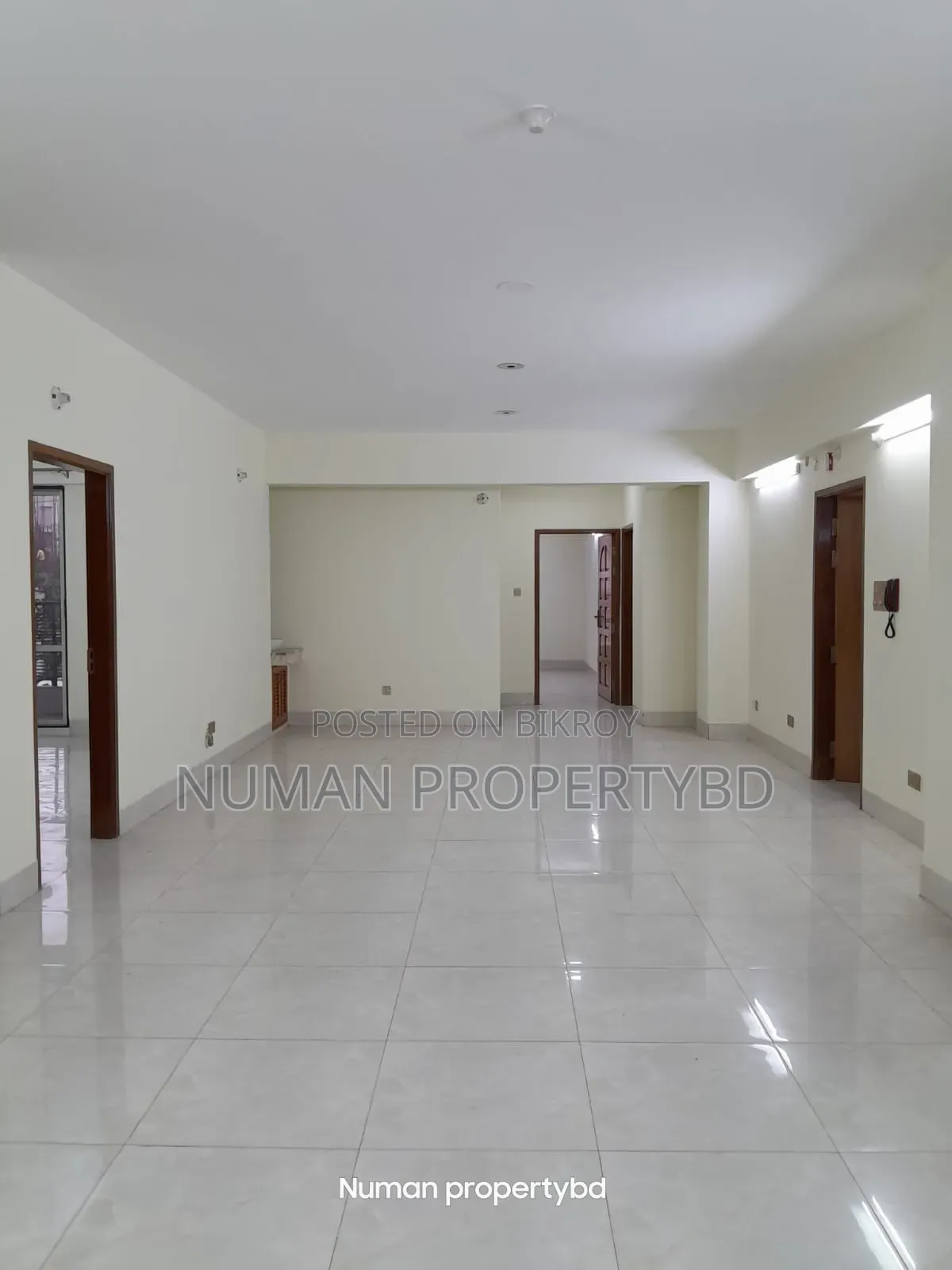 4-Bedroom Apartment in Numan Property Bd, Basundhara for Rent in Basundhara