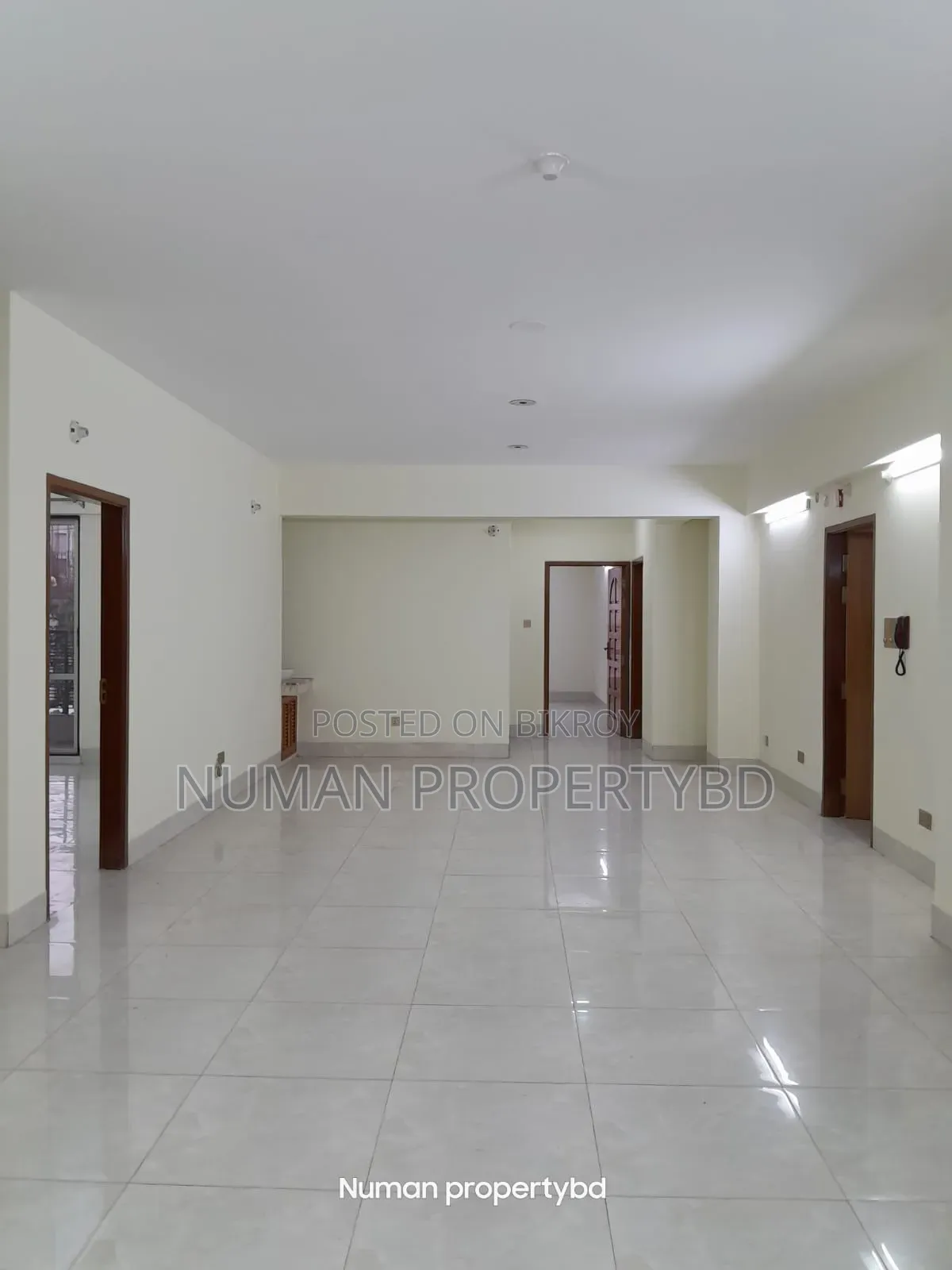 4-Bedroom Apartment in Numan Property Bd, Basundhara for Rent in Basundhara