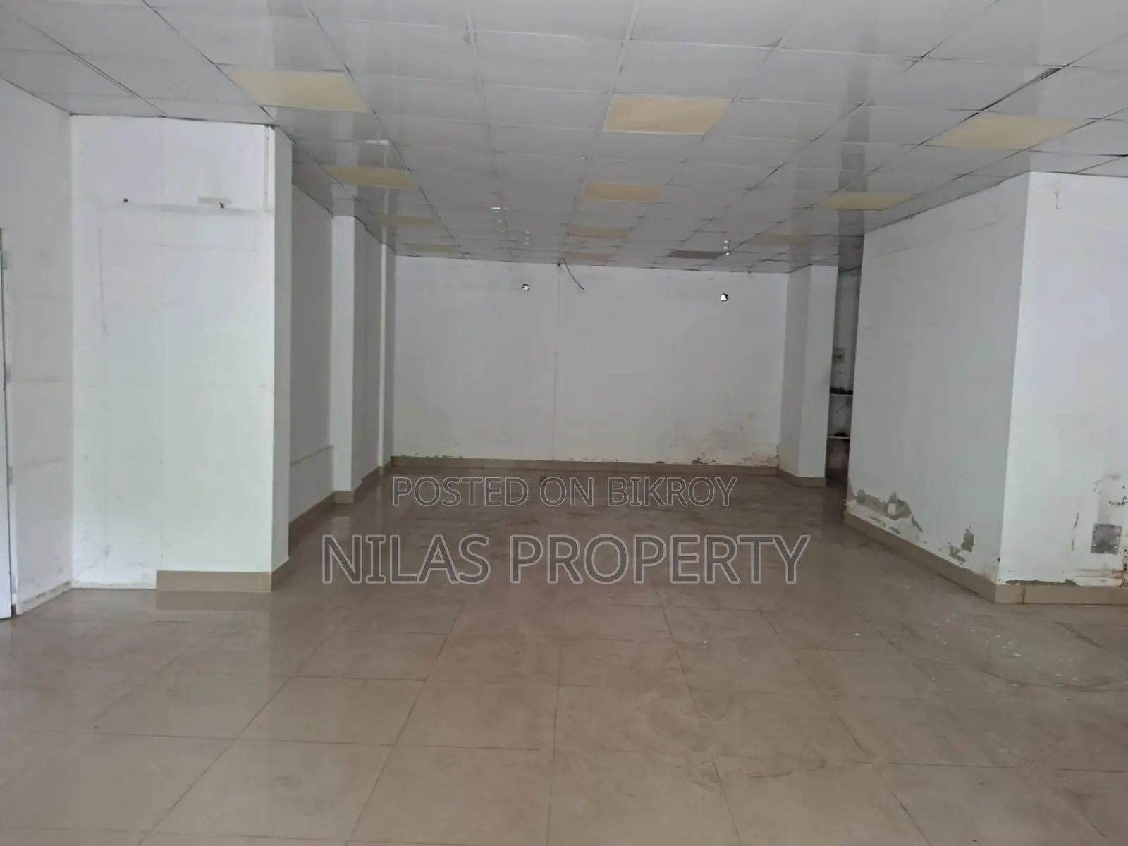 Ground Floor Showroom/Café Shop Space for Rent in Mirpur in Mirpur