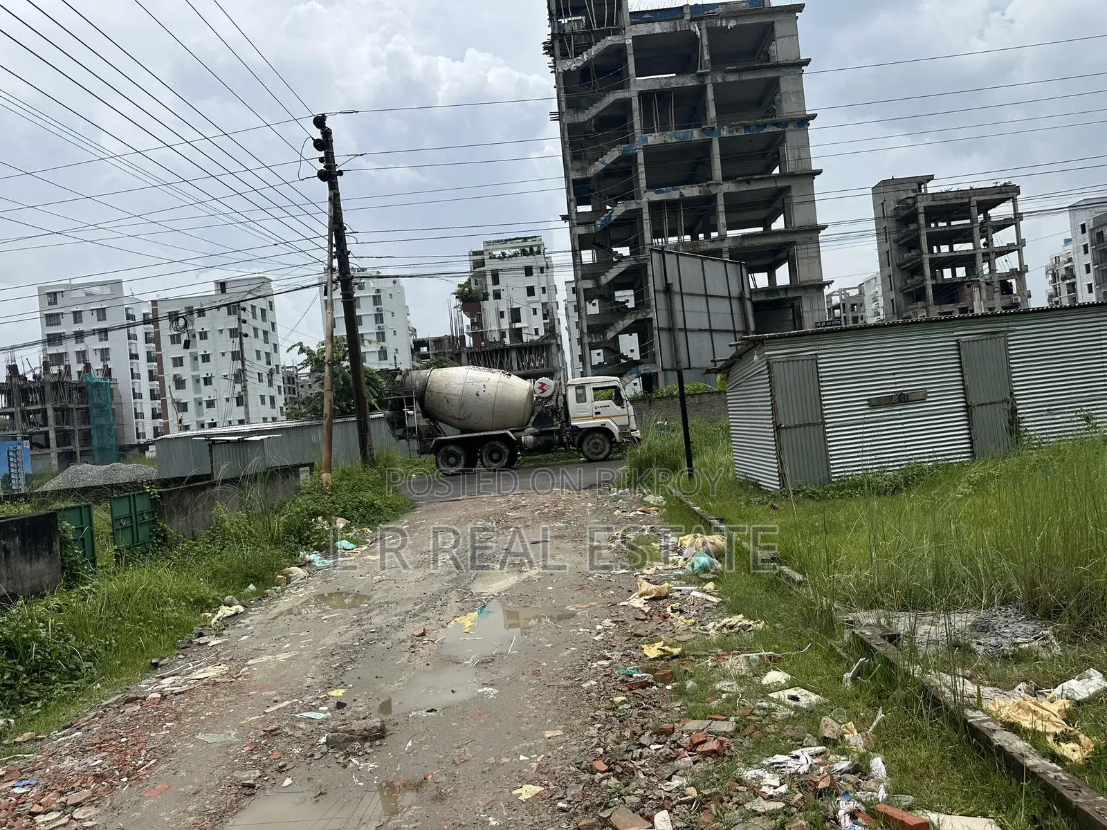 Block-M, 5-Katha Ready Plot Sell, Bashundhara R/A in Basundhara