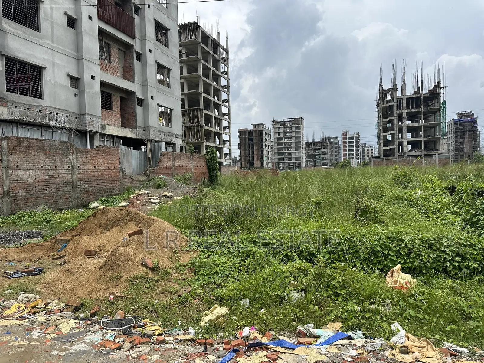 Block-M, 5-Katha Ready Plot Sell, Bashundhara R/A in Basundhara