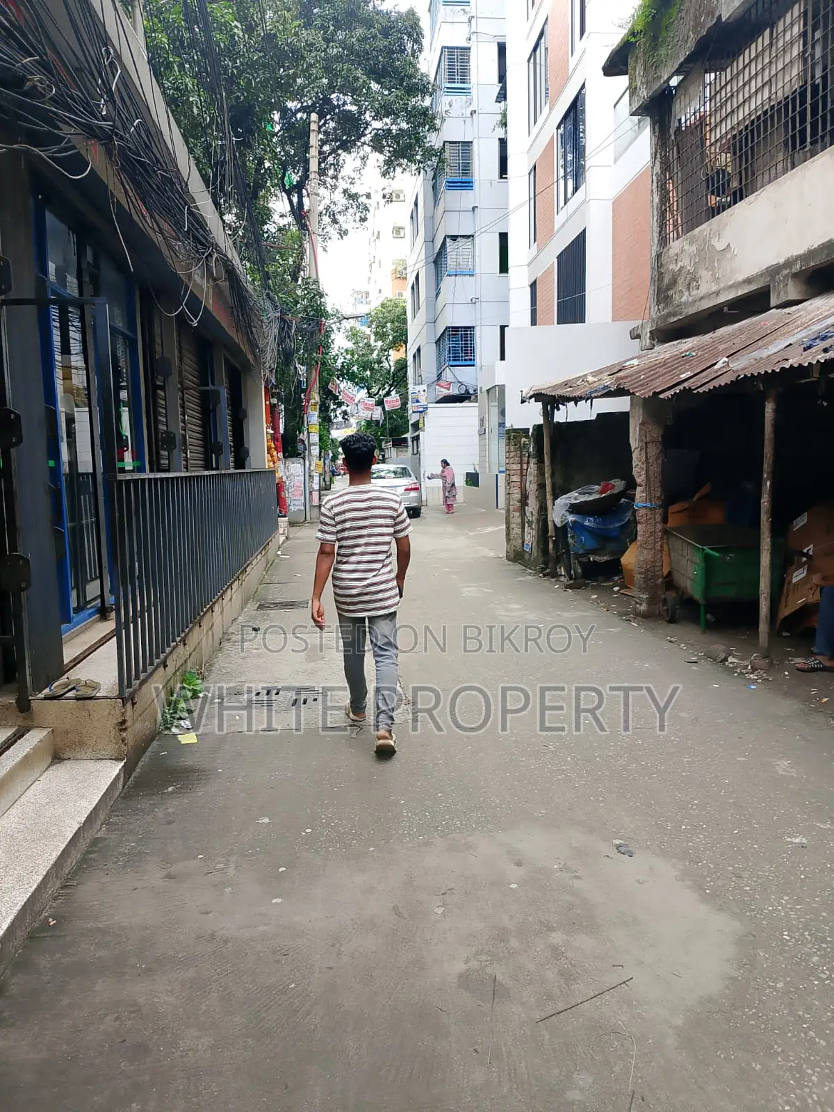 6-Bedroom House in White Property, Elephant Road for sale in Elephant Road