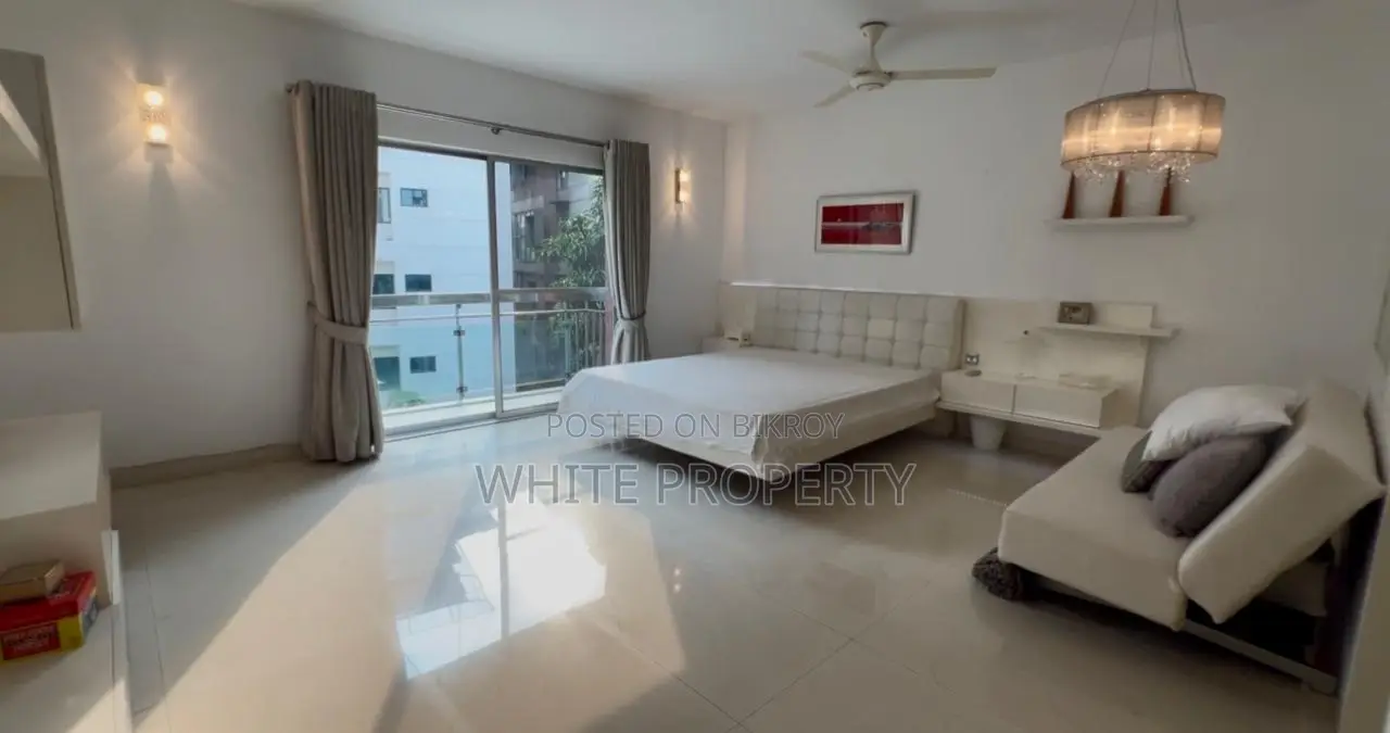 Furnished 4-bedroom Apartment in White Property, Baridhara for Sale in Baridhara