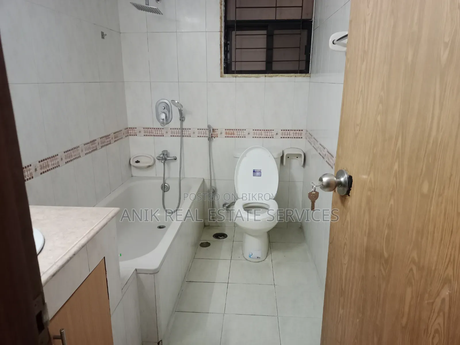 3-Bedroom Apartment in Anik Real Estate, Gulshan for Rent in Gulshan