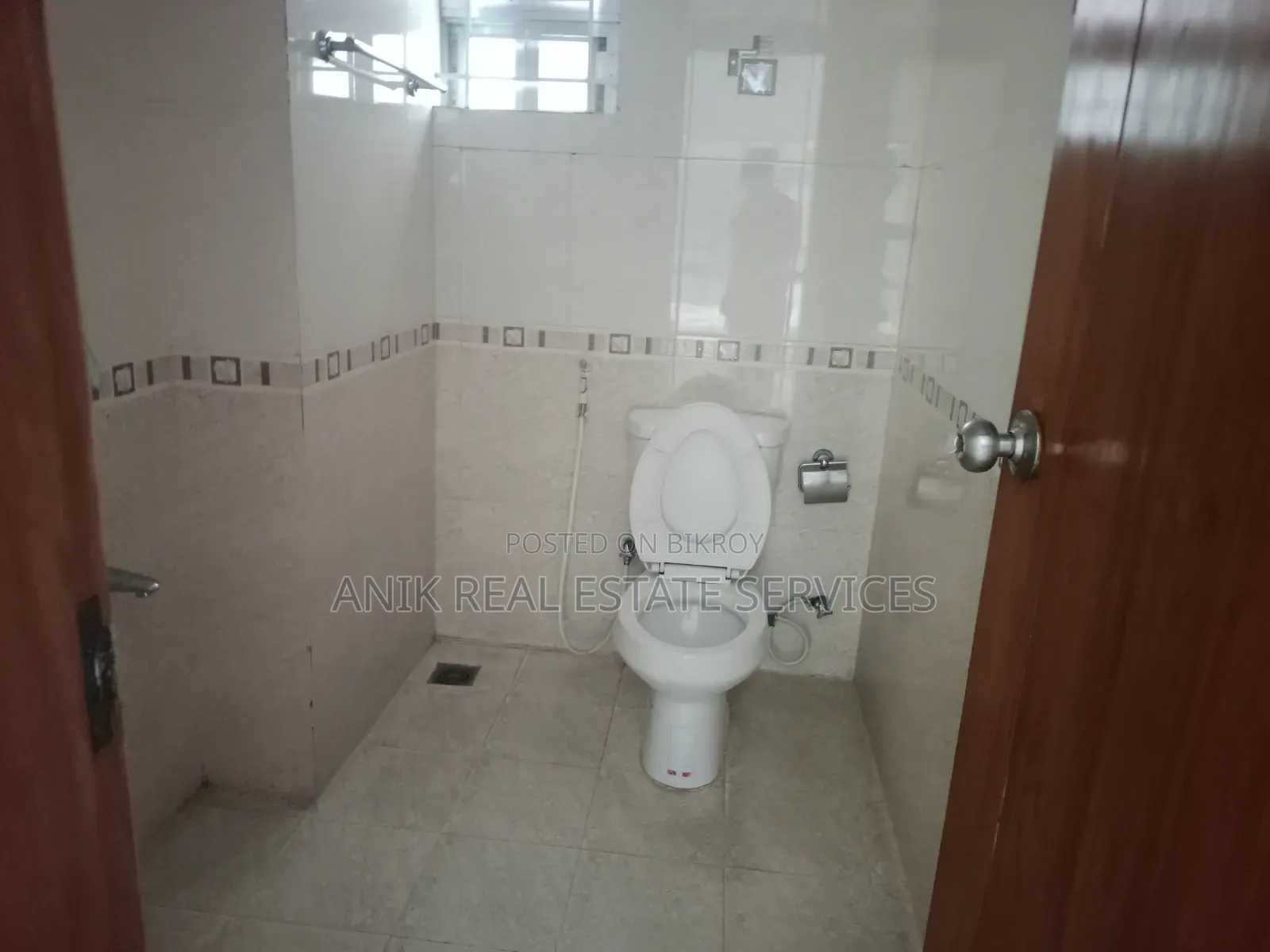 3-Bedroom Apartment in Anik Real Estate, Gulshan for Rent in Gulshan