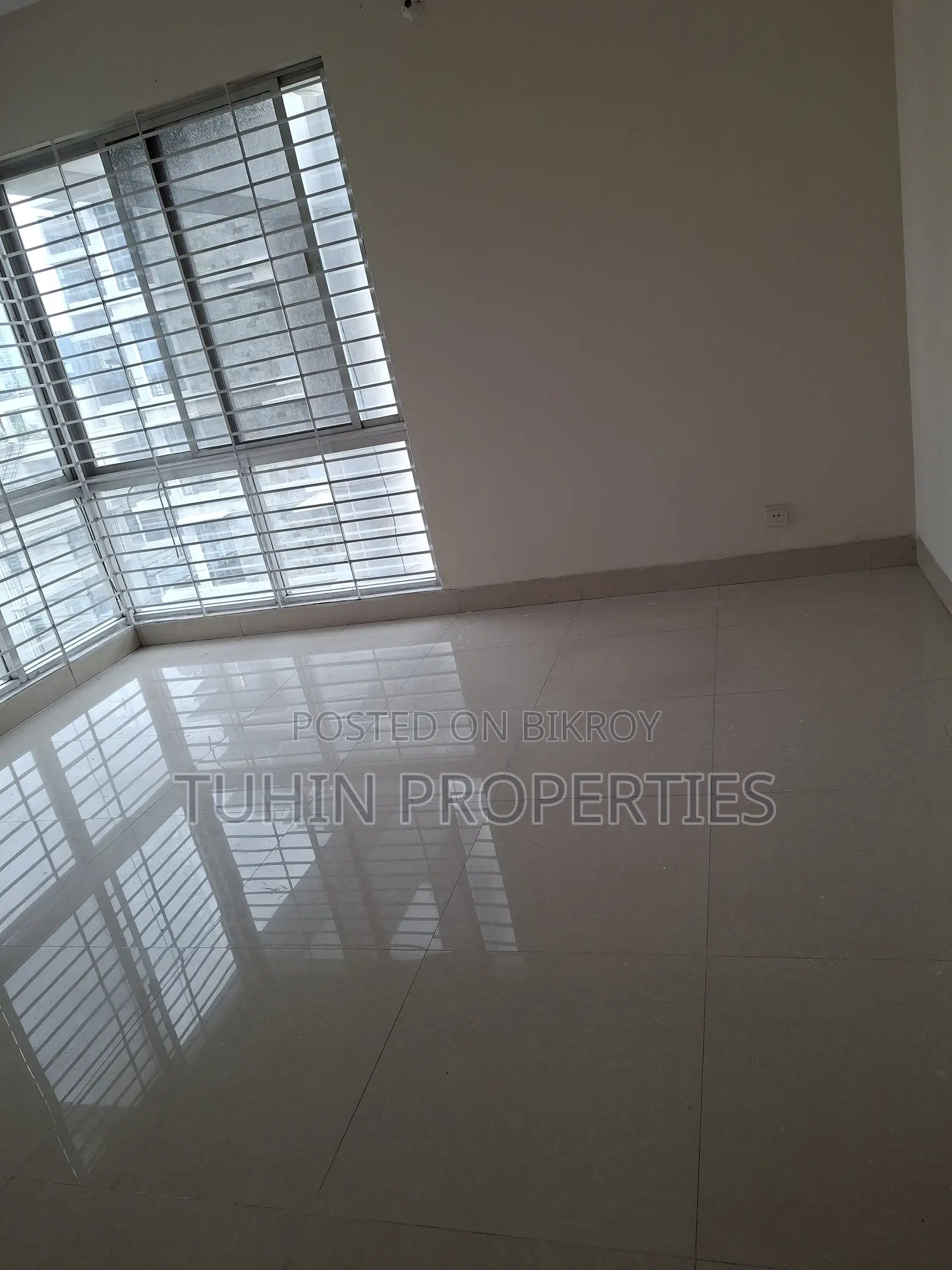 4-Bedroom Apartment in Gulshan for Sale in Gulshan