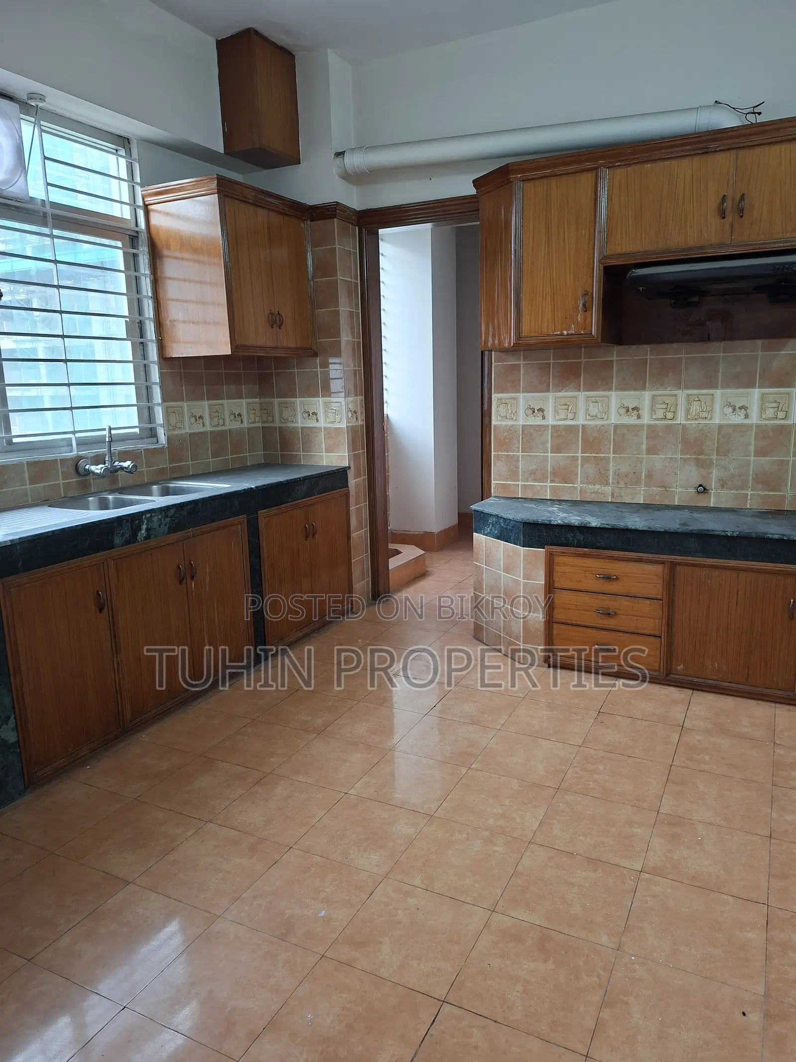 4-Bedroom Apartment in Gulshan for Sale in Gulshan