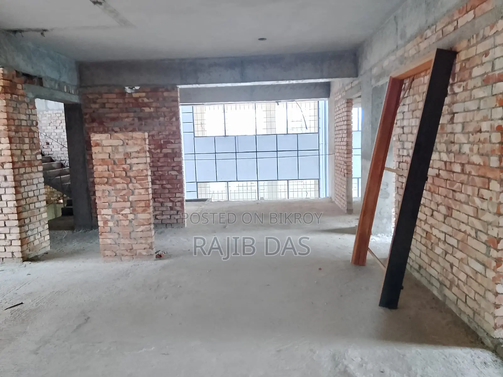 4-bedroom Apartment in Khilgaon for Sale in Khilgaon
