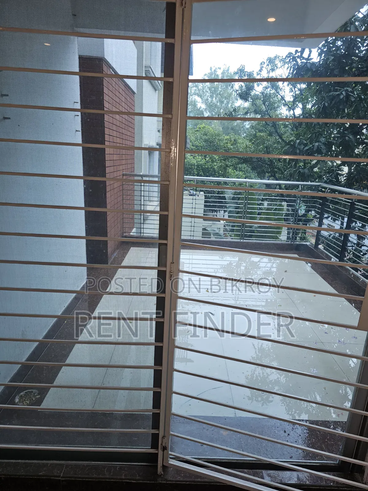 Baridhara Diplomatic Zone Office Space in Gulshan
