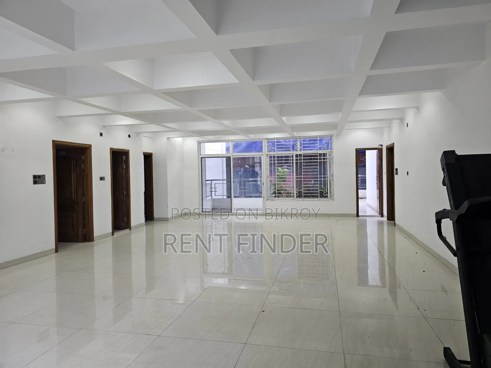 Baridhara Diplomatic Zone Office Space in Gulshan