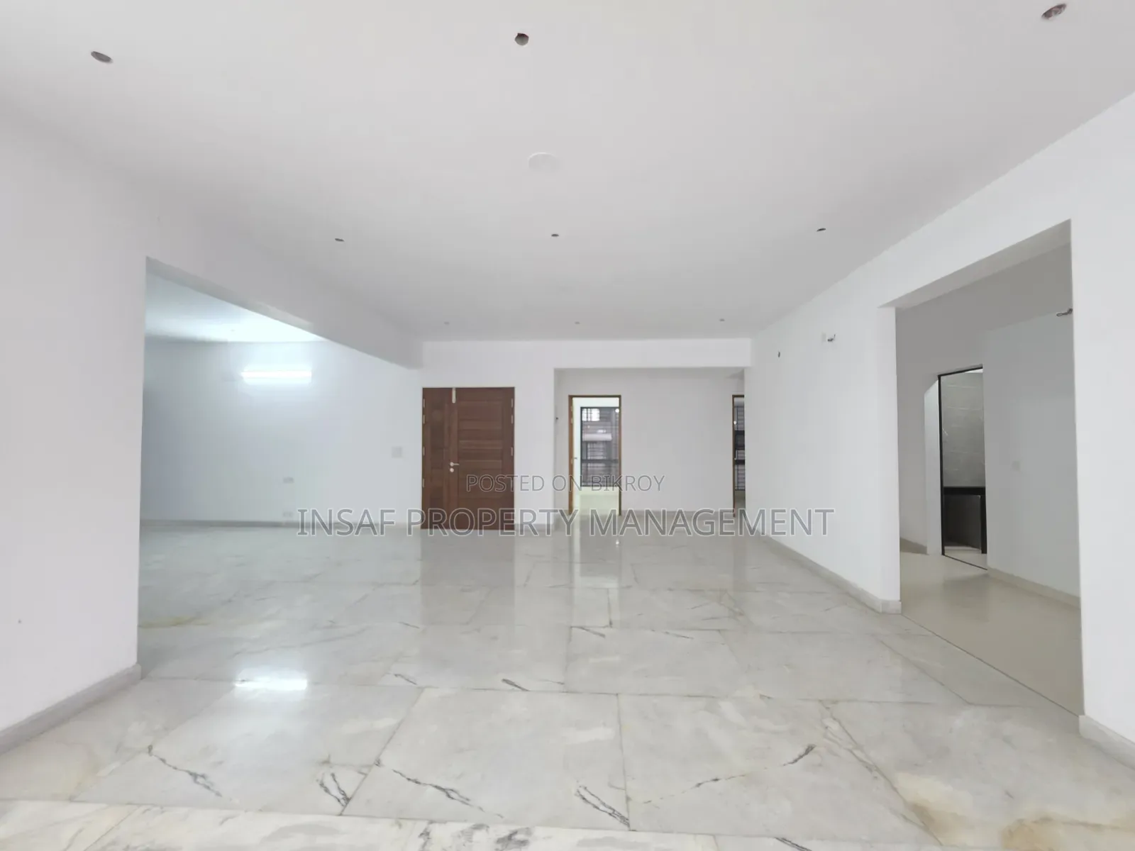 4bdrm Apartment in Baridhara for Sale in Baridhara
