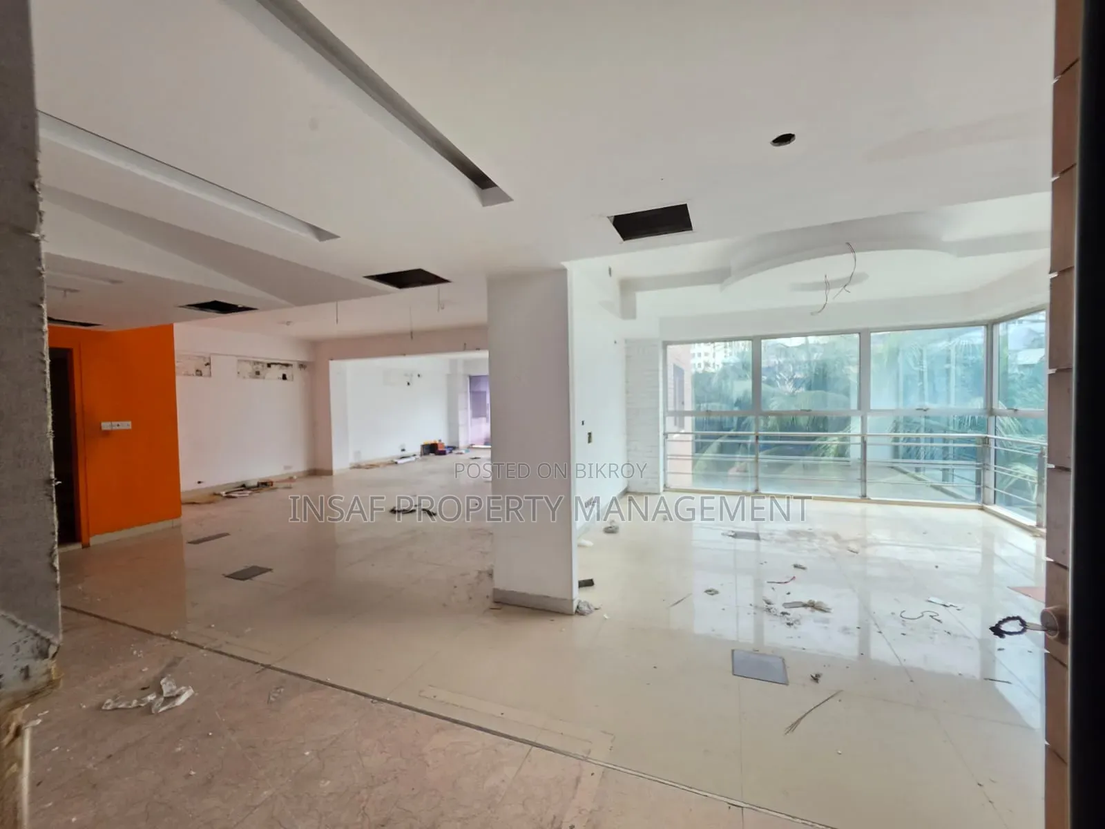 3000sqft Open Office Space Rent Gulshan 1 Nice View in Gulshan
