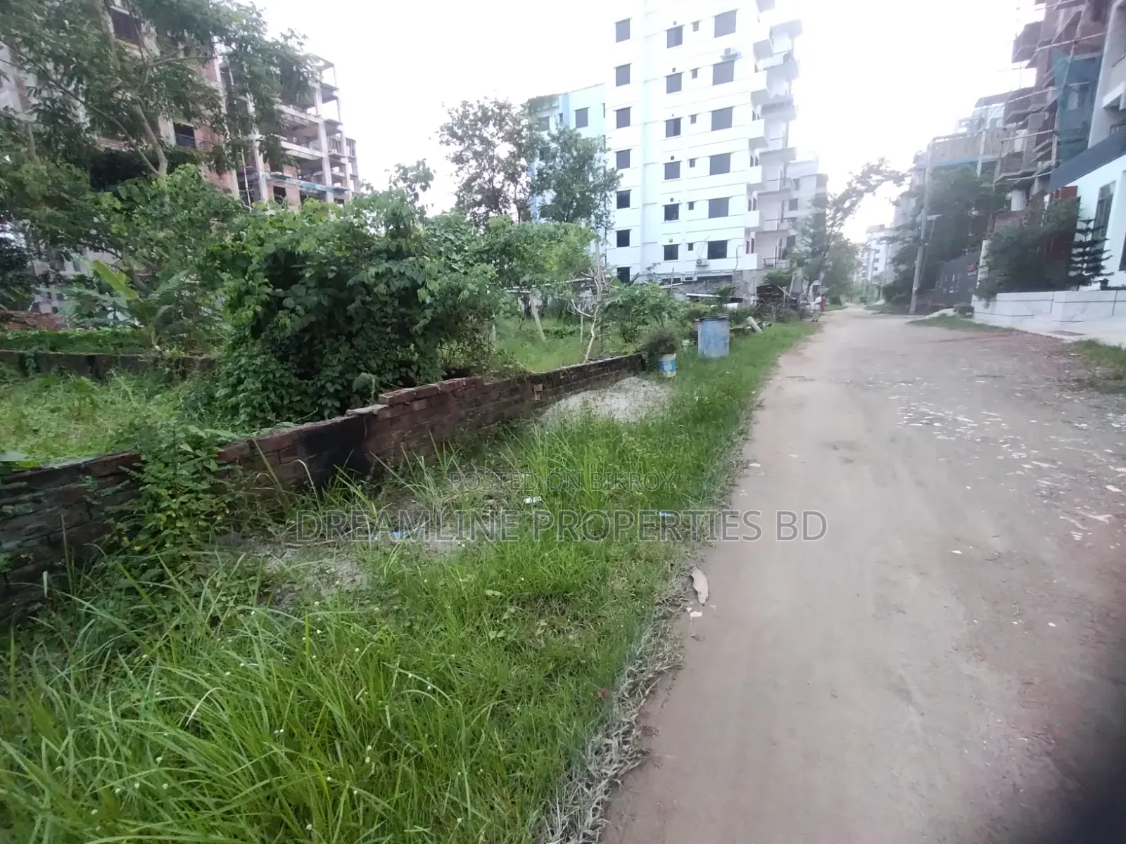 G-Block 4 Katha South Facing Plot for Sale in Bashundhara R/A in Basundhara