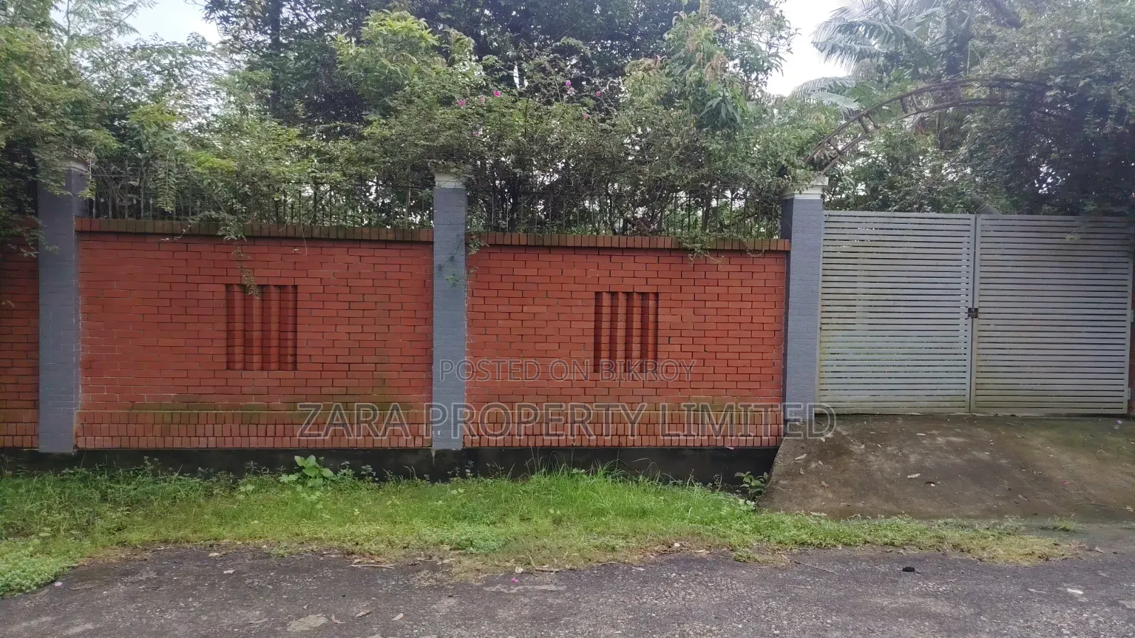 3 Katha plot for sale in Sector 15 on a low budget. in Purbachal
