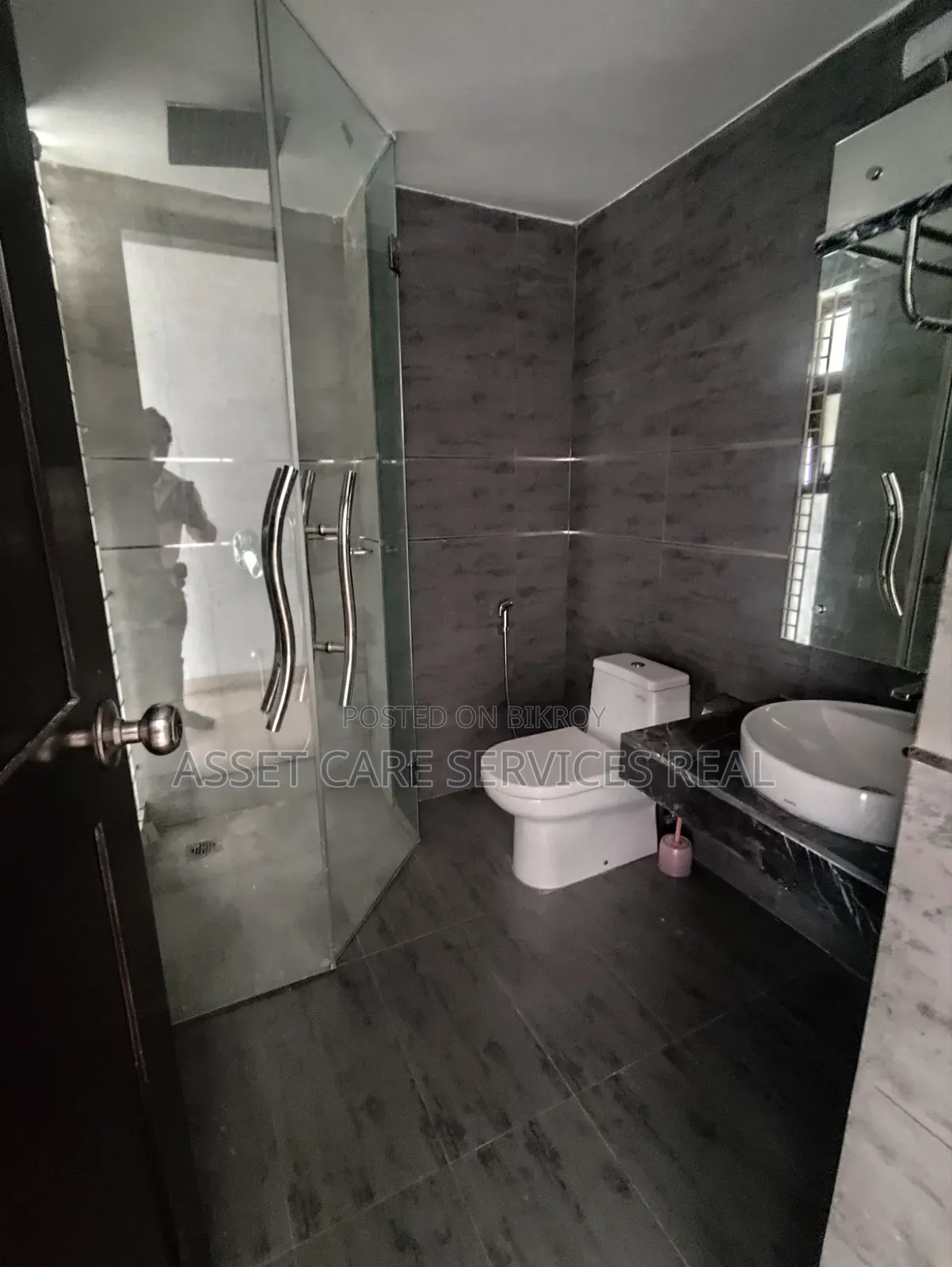 4-Bedroom Apartment in Navana, Gulshan for Rent in Gulshan