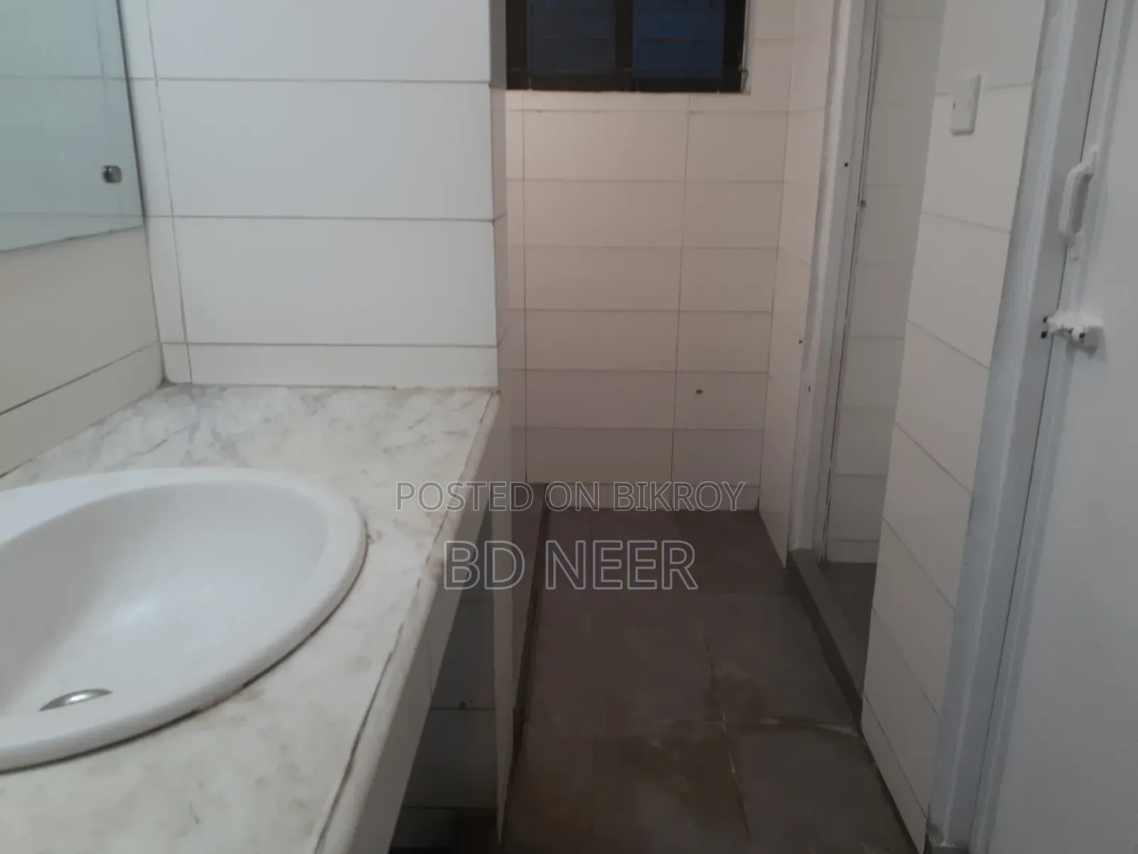 Furnished Office 2100 SQFT Rent Gulshan-2 in Gulshan