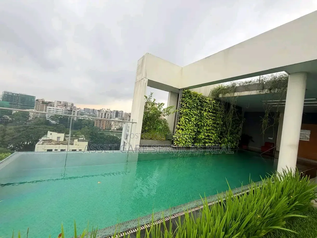 Furnished 4-bedroom Apartment in Baridhara for Rent in Baridhara