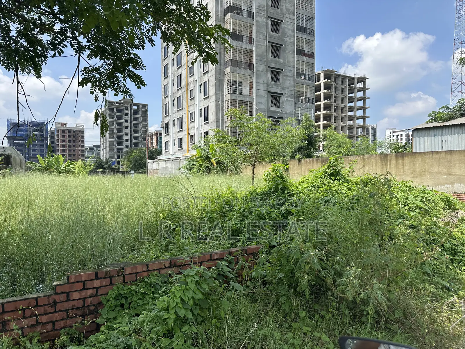 Block-M, 7.5-Katha, South-Facing Plot for Sale, Bashundhara R/A in Basundhara