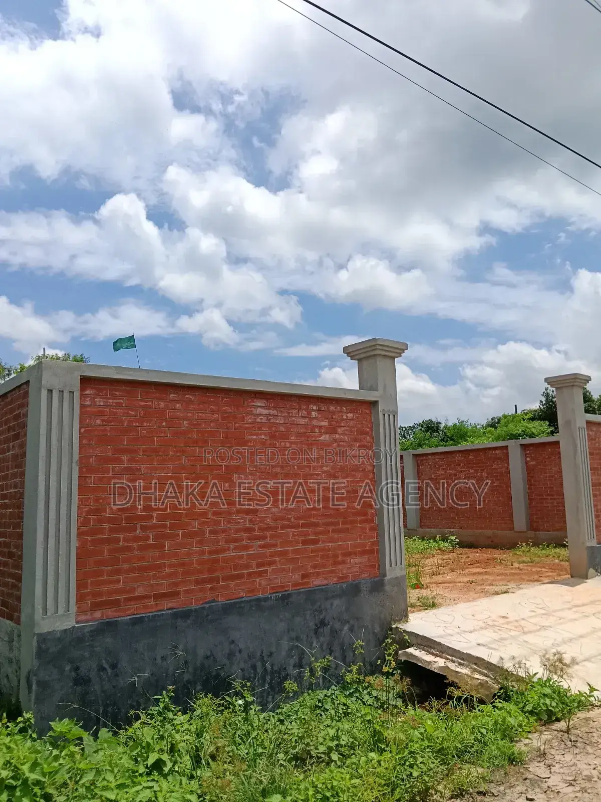 Sector-17, Road-303, Govt Service 5 Katha Plot Sale in Purbachal