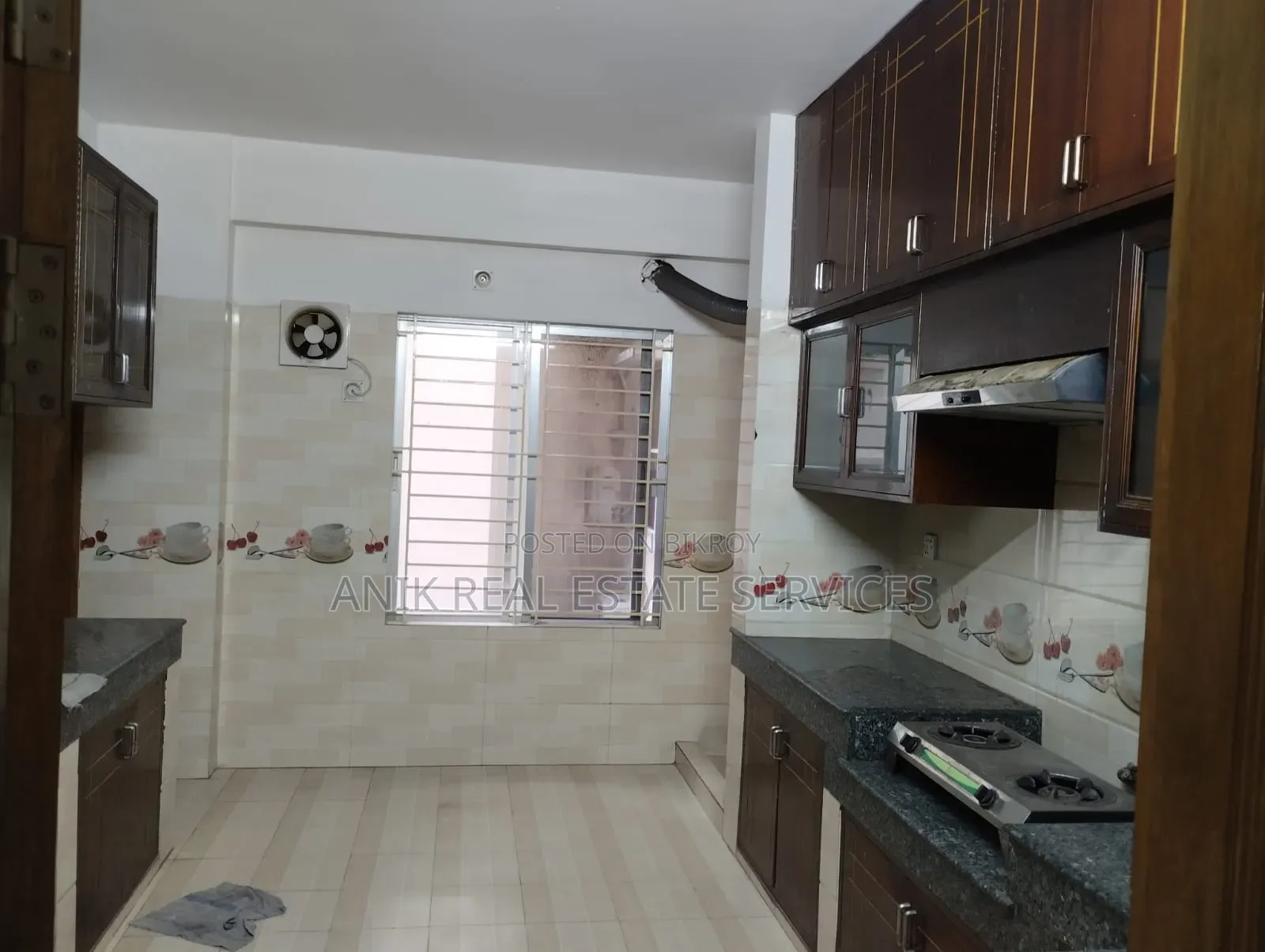 4-bedroom Apartment in Anik Real Estate, Banani for Rent in Banani