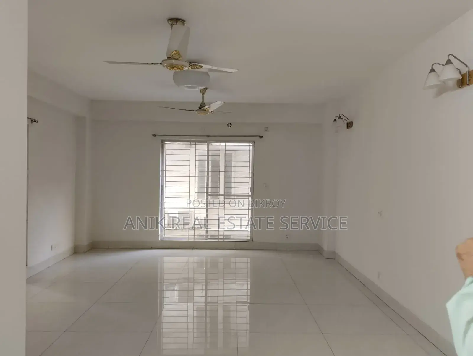 4-bedroom Apartment in Anik Real Estate, Banani for Rent in Banani