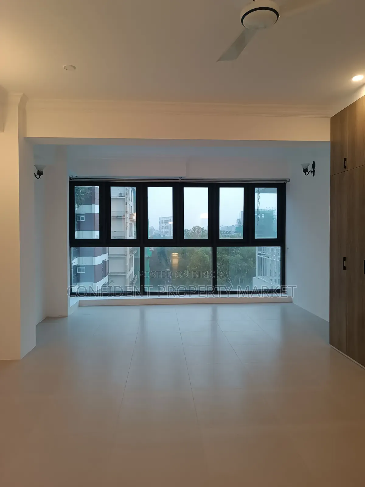 Furnished 4-bedroom Apartment in Baridhara for rent in Baridhara